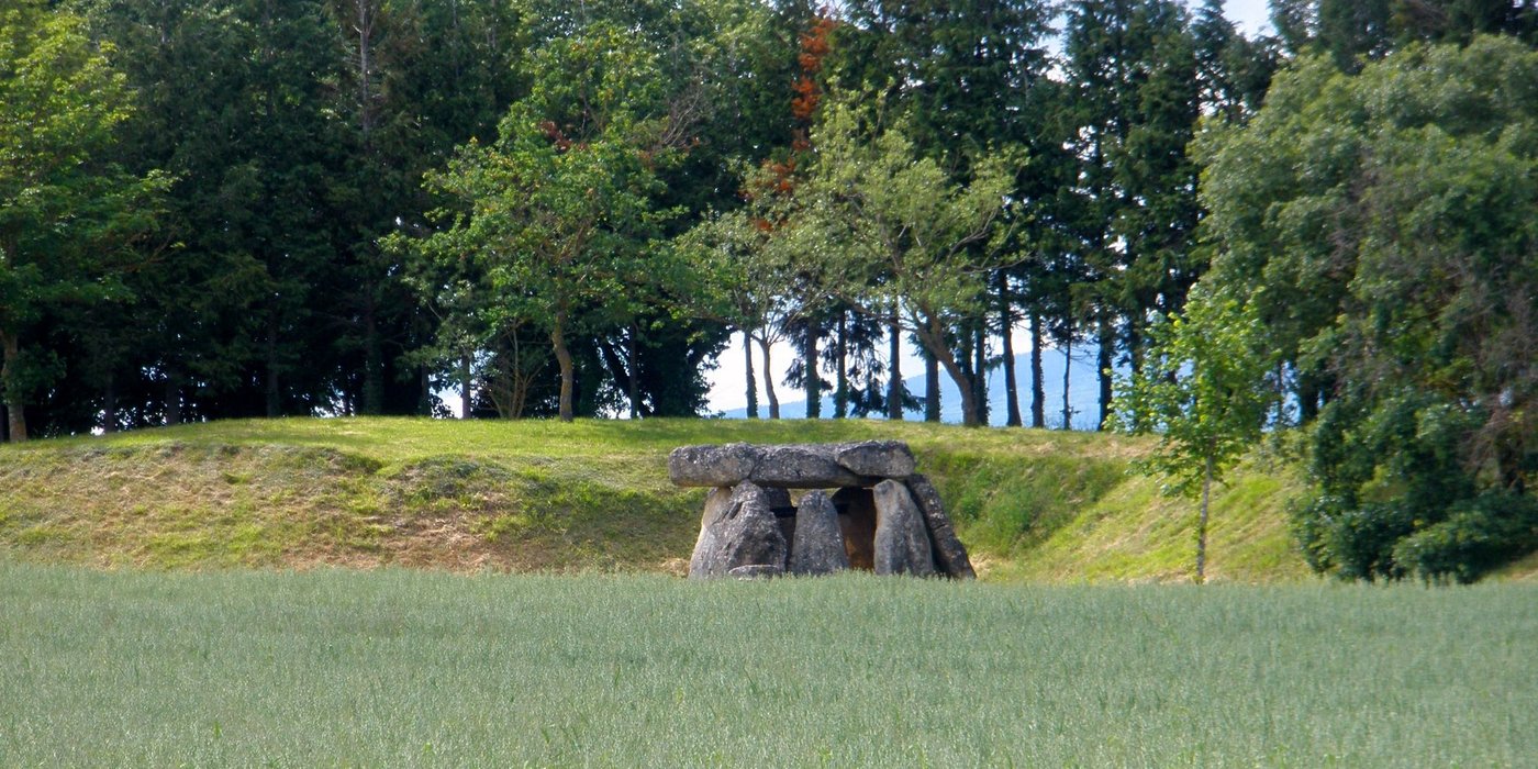 El dolmen de la Llanada Alavesa